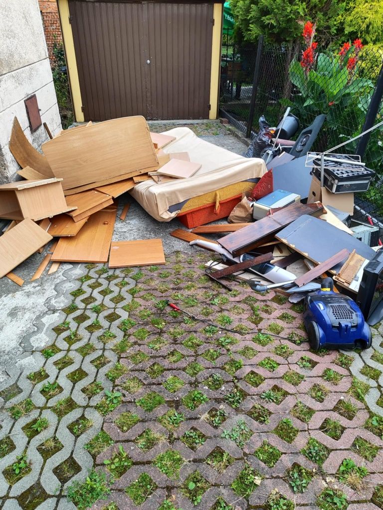 Wywóz Rzeczy z Działek Garaży Opróżnianie Mieszkań Domów Wywóz Gruzu