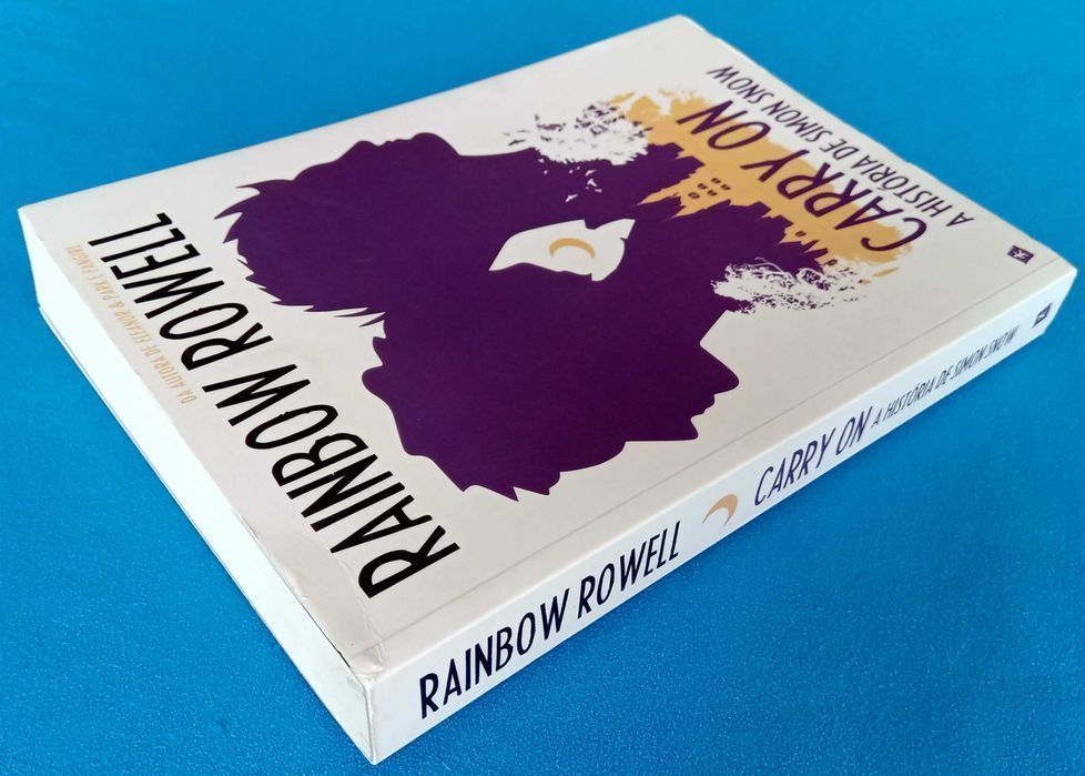 Carry On A História de Simon Snow de Rainbow Rowell [Portes Grátis]