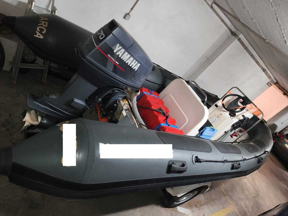 Vendo excelente semirrígido de garagem