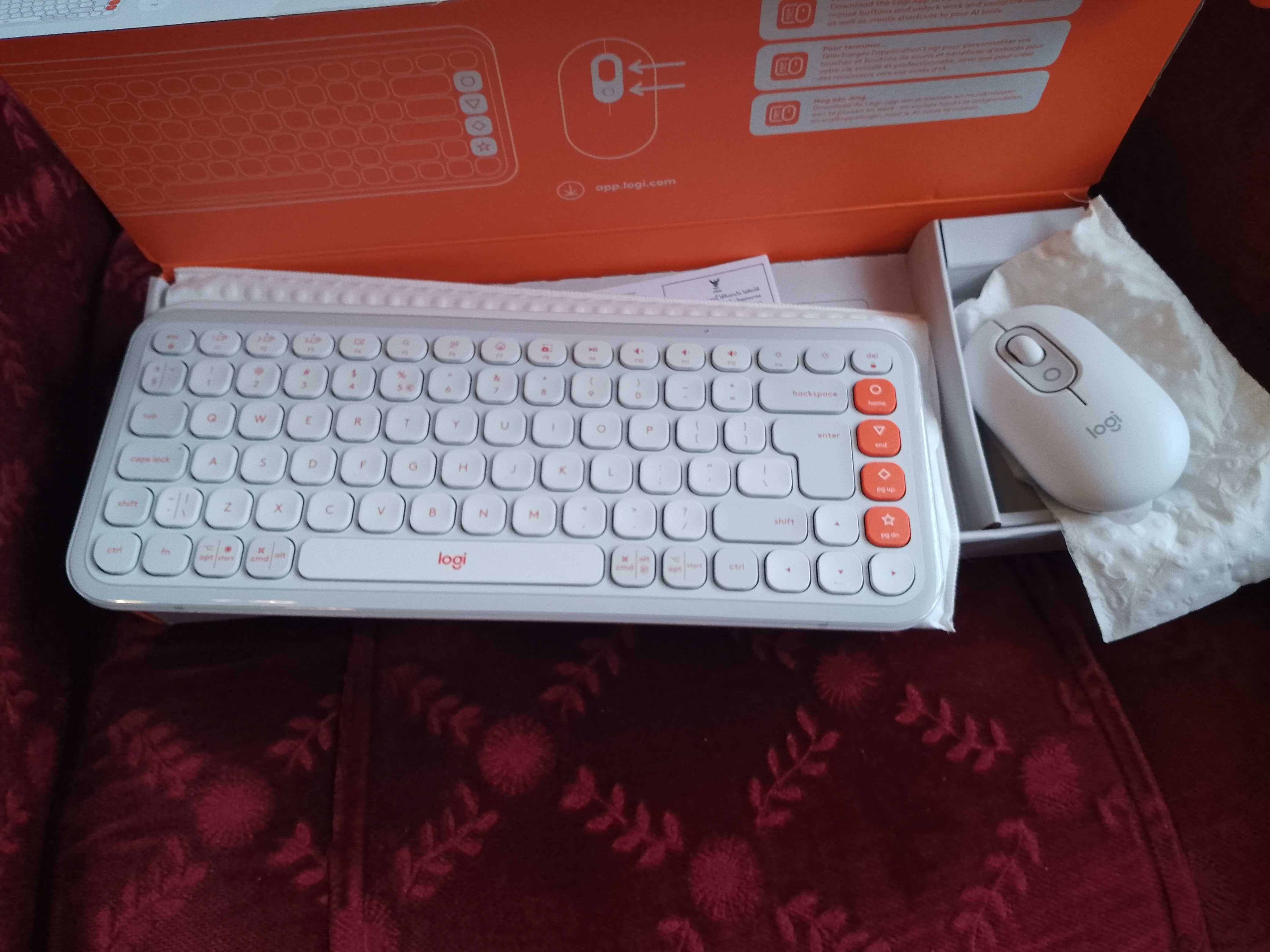 Zestaw Logitech POP Icon Combo (klawiatura + mysz).