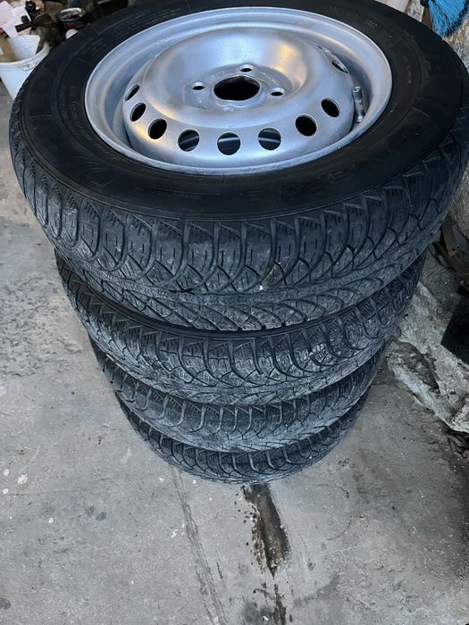 Колеса шини 175/70  R13