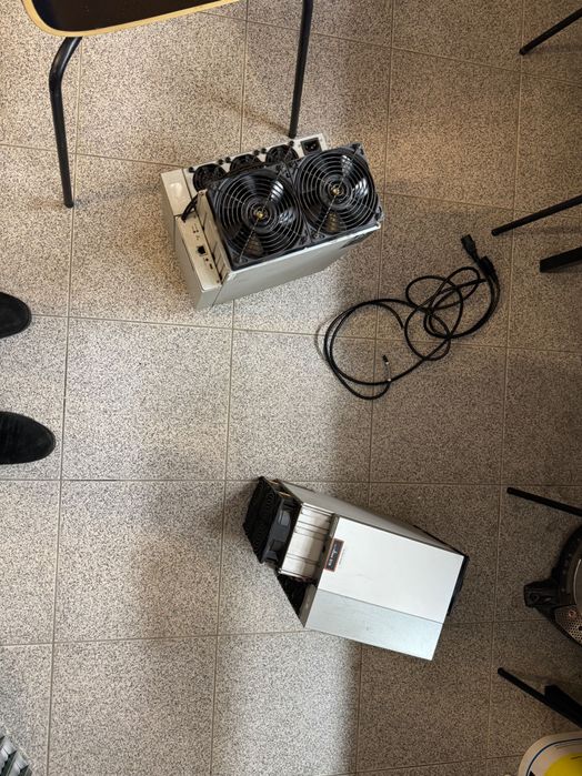 Bitmain Antminer 90 Th/s 2x