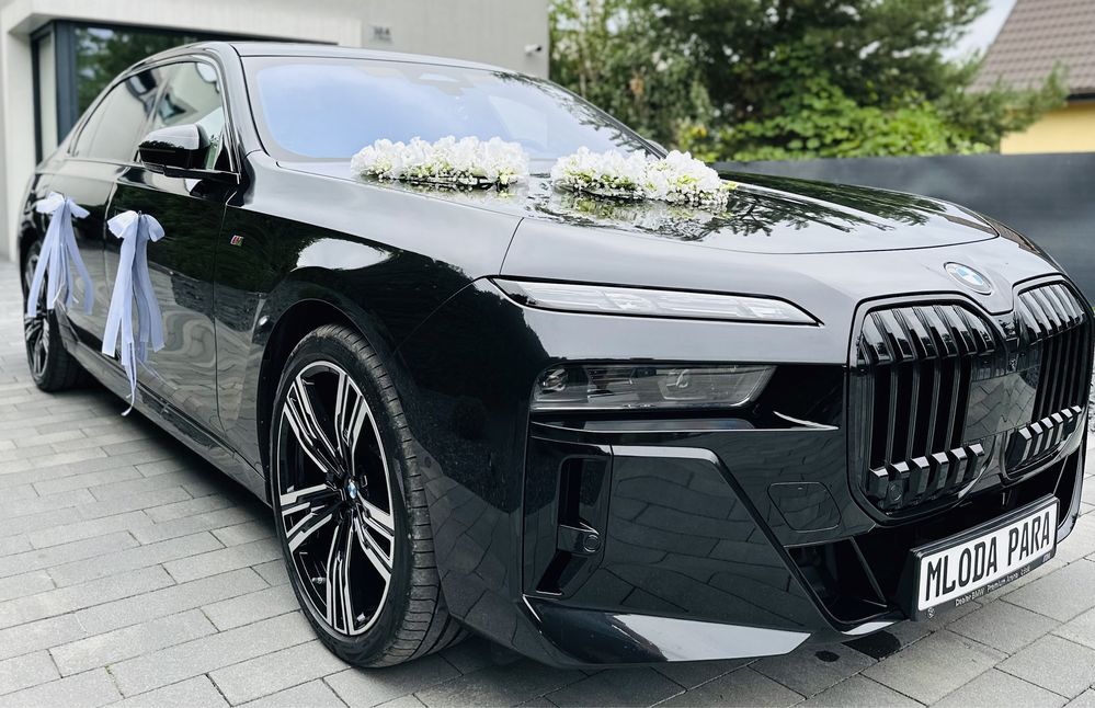 Auto do ślubu BMW 7 rok 2023 limuzyna long VIP