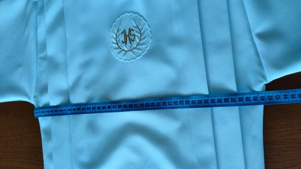 Alba komunijna dla dziewczynki. Stan idealny.