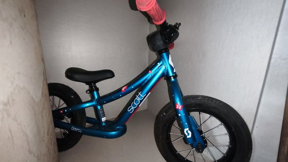 Bicicleta de equilíbrio scott criança