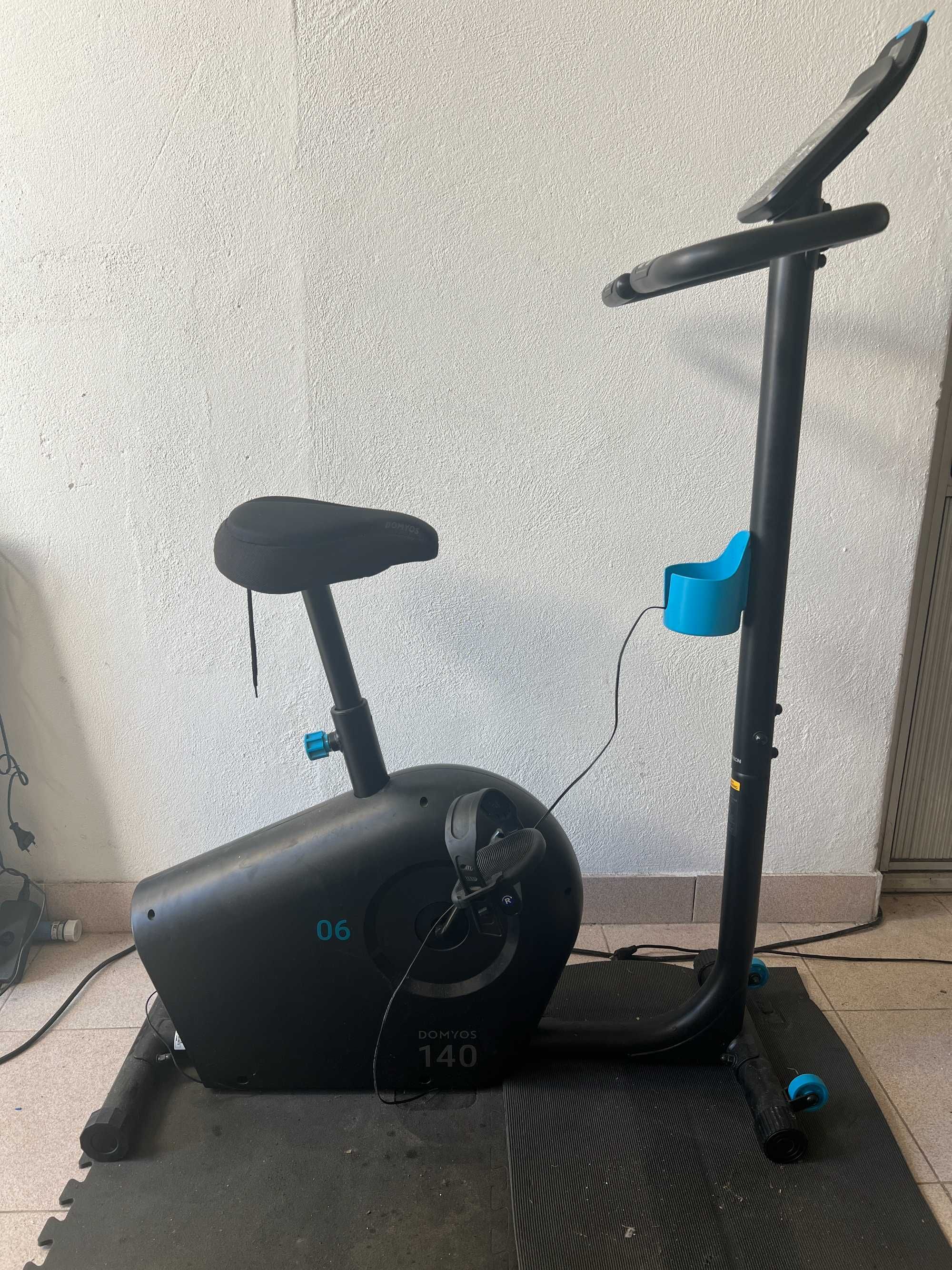Bicicleta estática Domyos 140 (EB140),