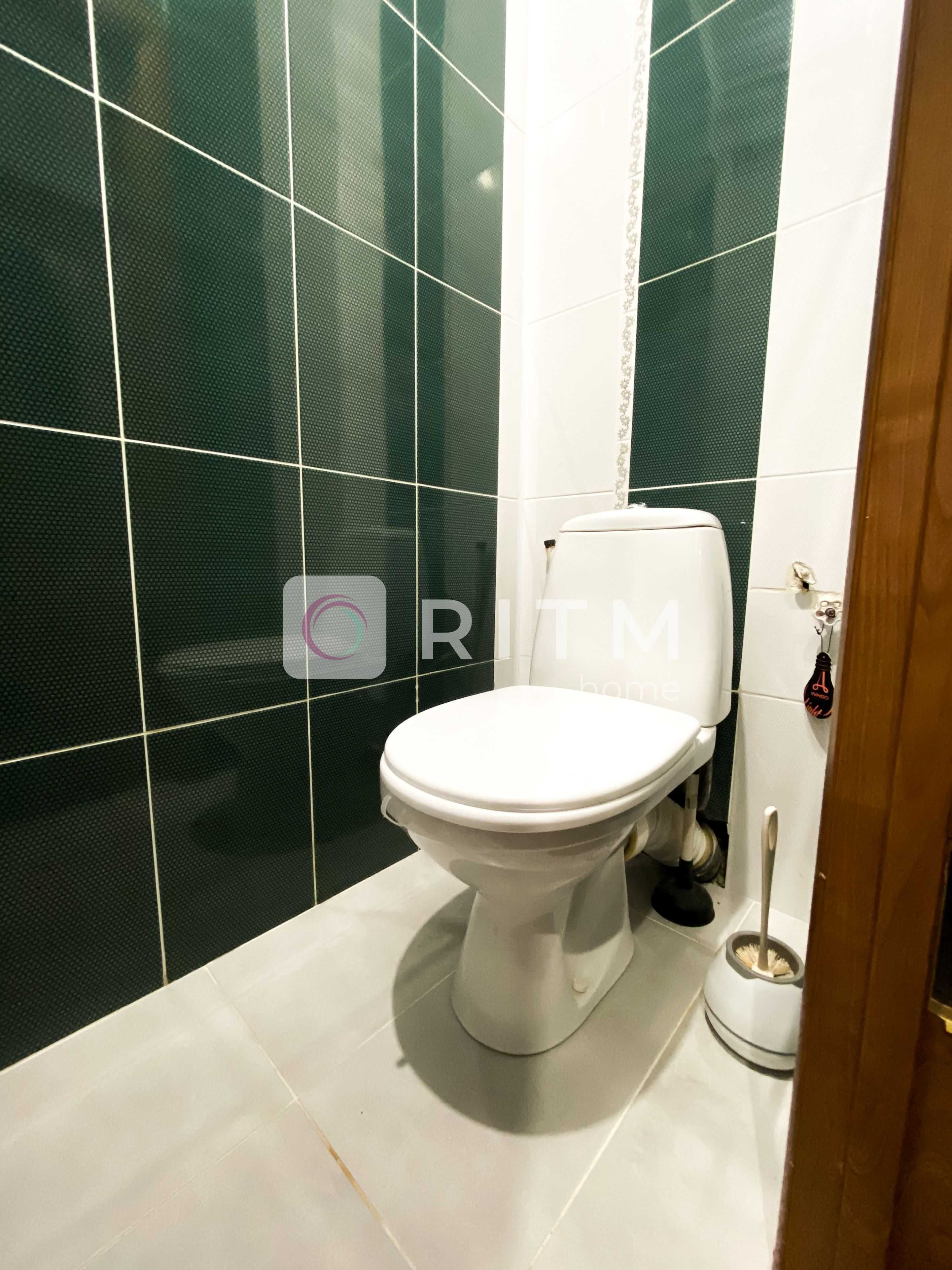 Продаж 2 кімнатної квартири 50 м2 з ремонтом (вул. Наливайка) !!!