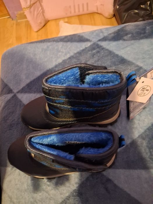 Buty zimowe nowe