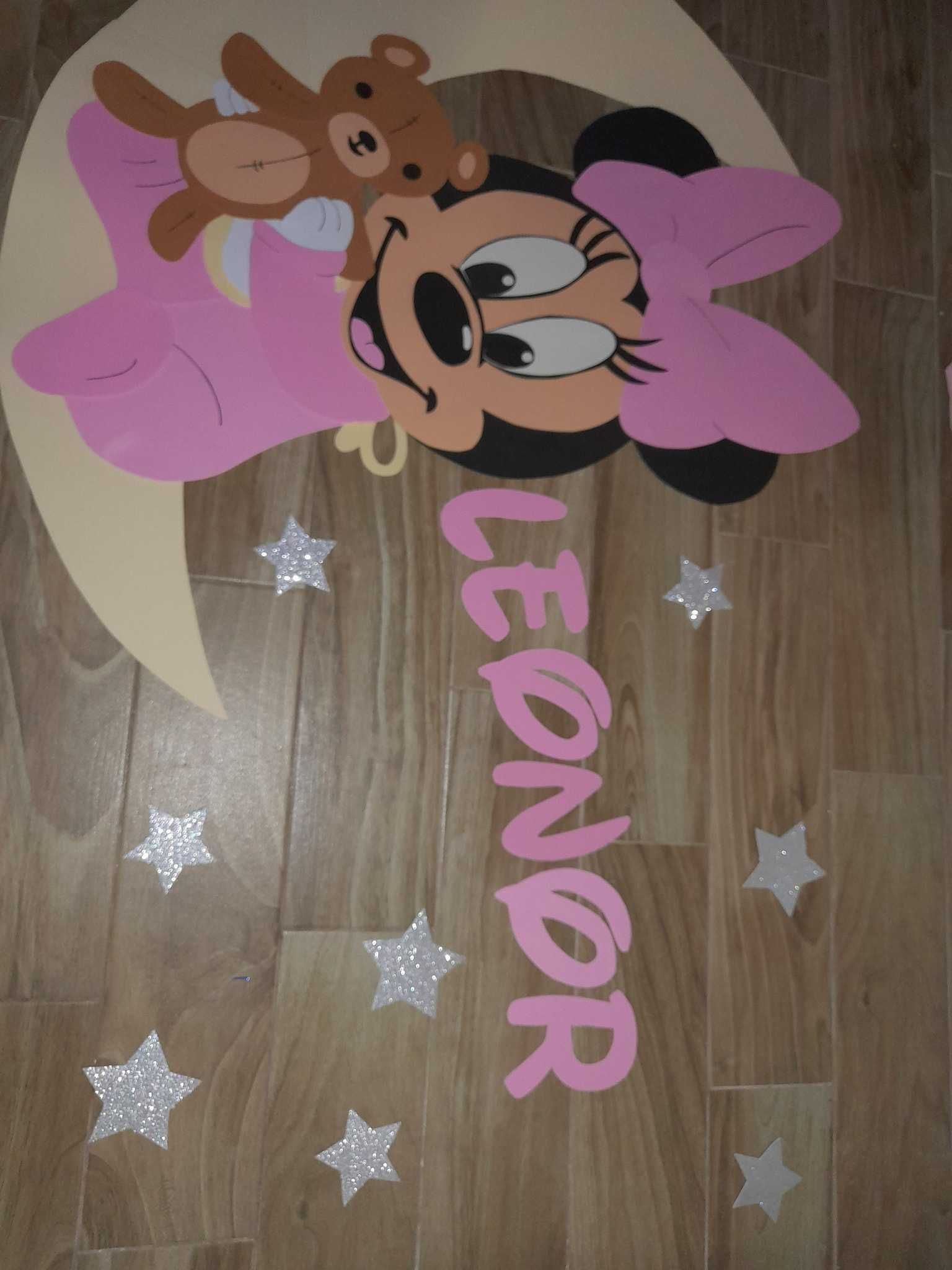 Nome  Minnie e estrelas