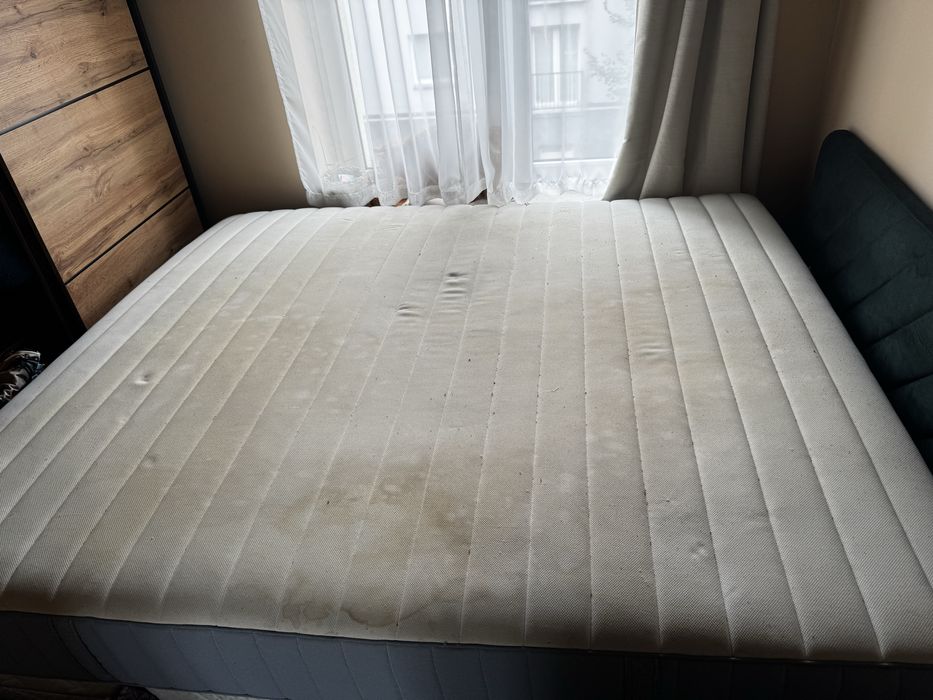 Materac Ikea Valevag średniotwardy