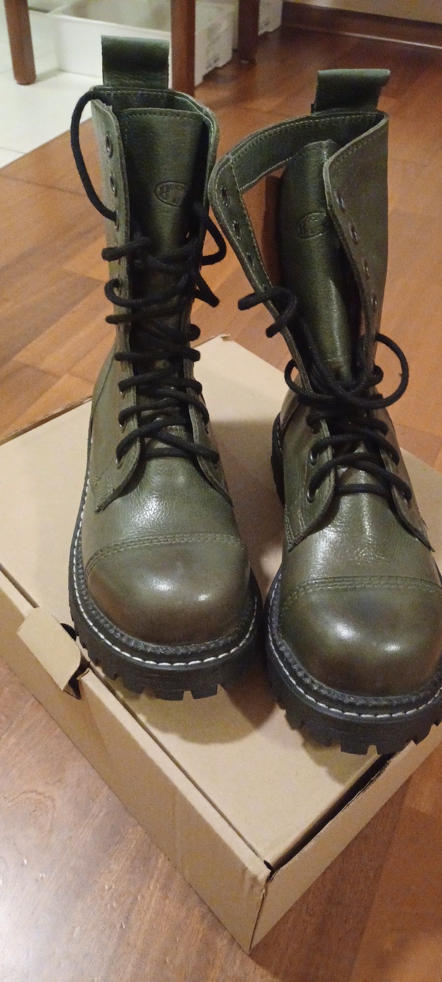 Buty Glany Damskie. Rozmiar 39.Nowe!