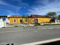 Moradia T3 com Garagem e Quintal para Recuperar Almoster