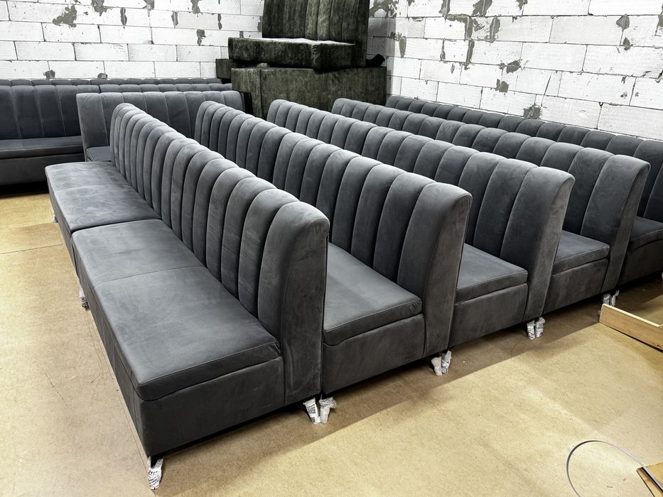 Дивани стільці крісла від виробника для ресторанів кафе кавярнь