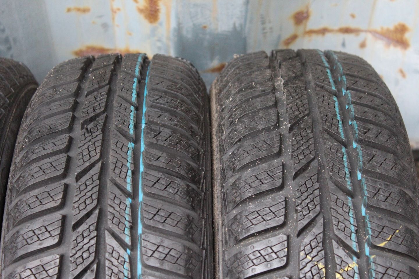 4x 165/70R13 SEMPERIT MASTER-GRIP 79T 13r