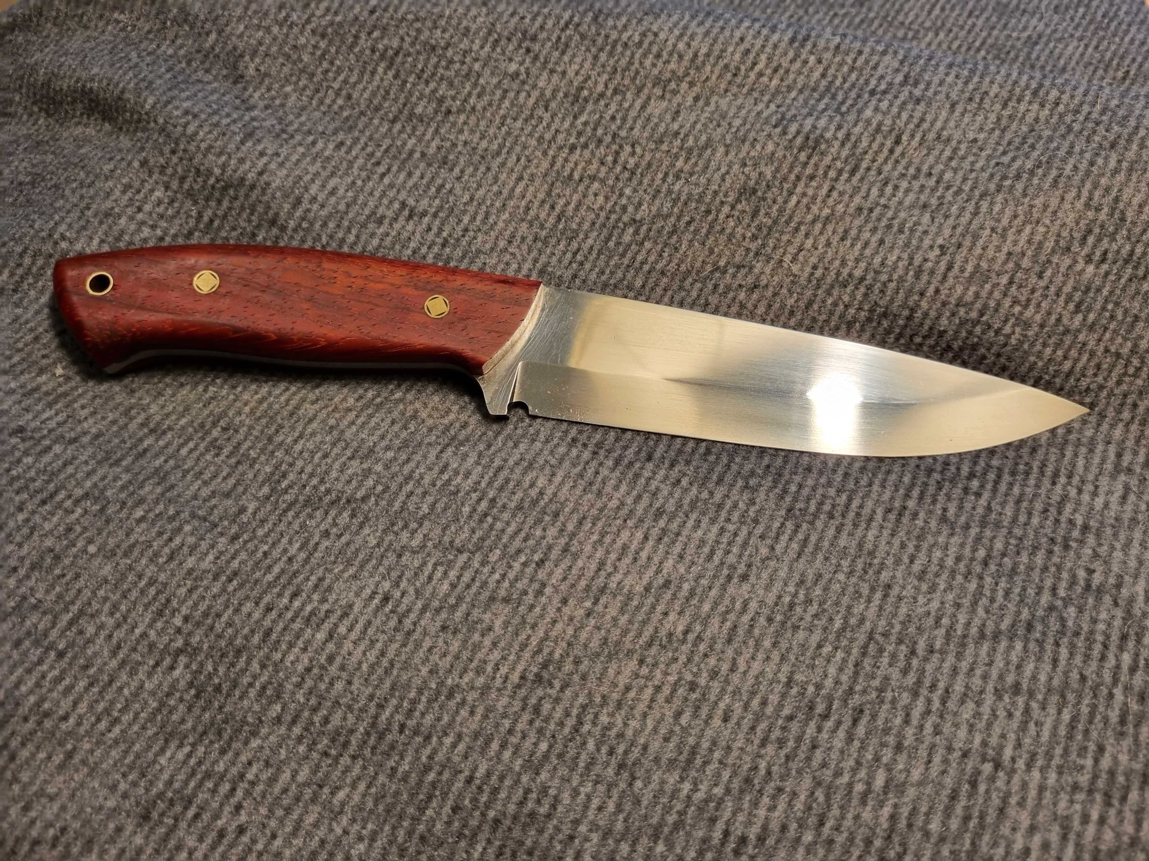 Nóż custom Bushcraftowy