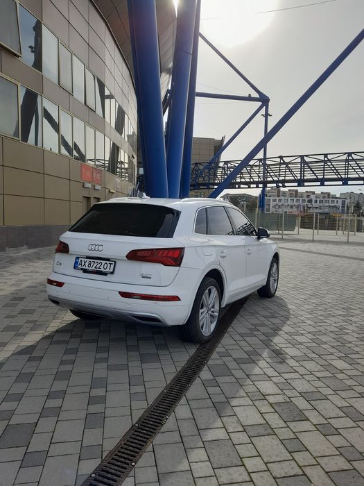 Своя у продажі audi Q5 Premium Plus 2017р