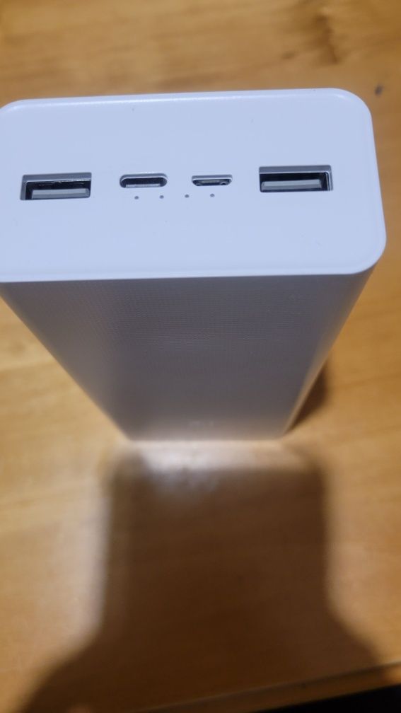 УМБ Xiaomi Mi Power Bank 3 30000 mAh USB-C 18W Fast Charge PB3018ZM Wh