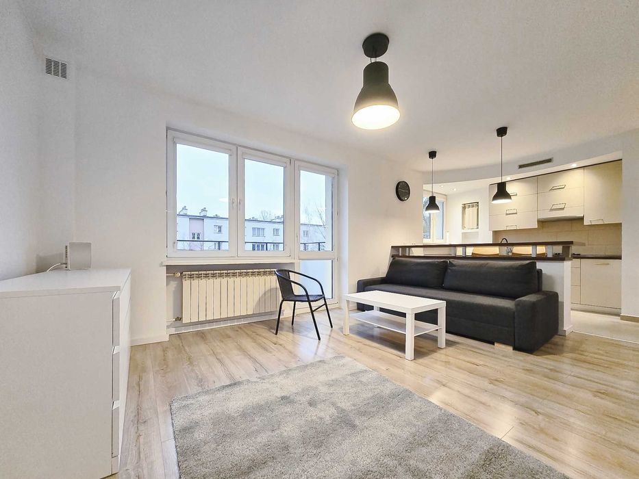 Super komunikacja. Wnęka na łóżko.