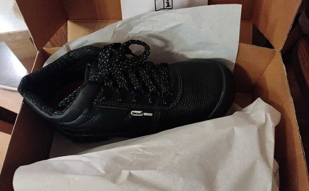 Nowe buty robocze 36, 37, lub 42