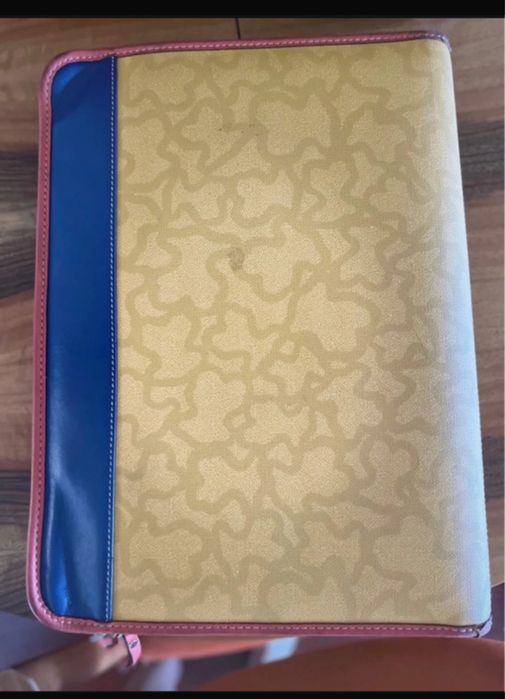 Pasta em pele da Tous