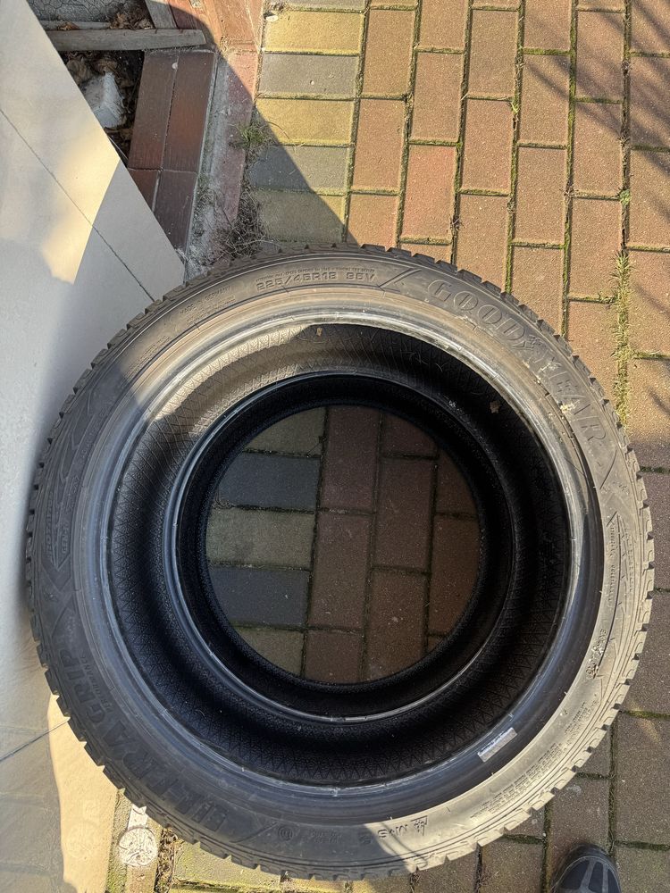 Opony 225/45R18 Good Year