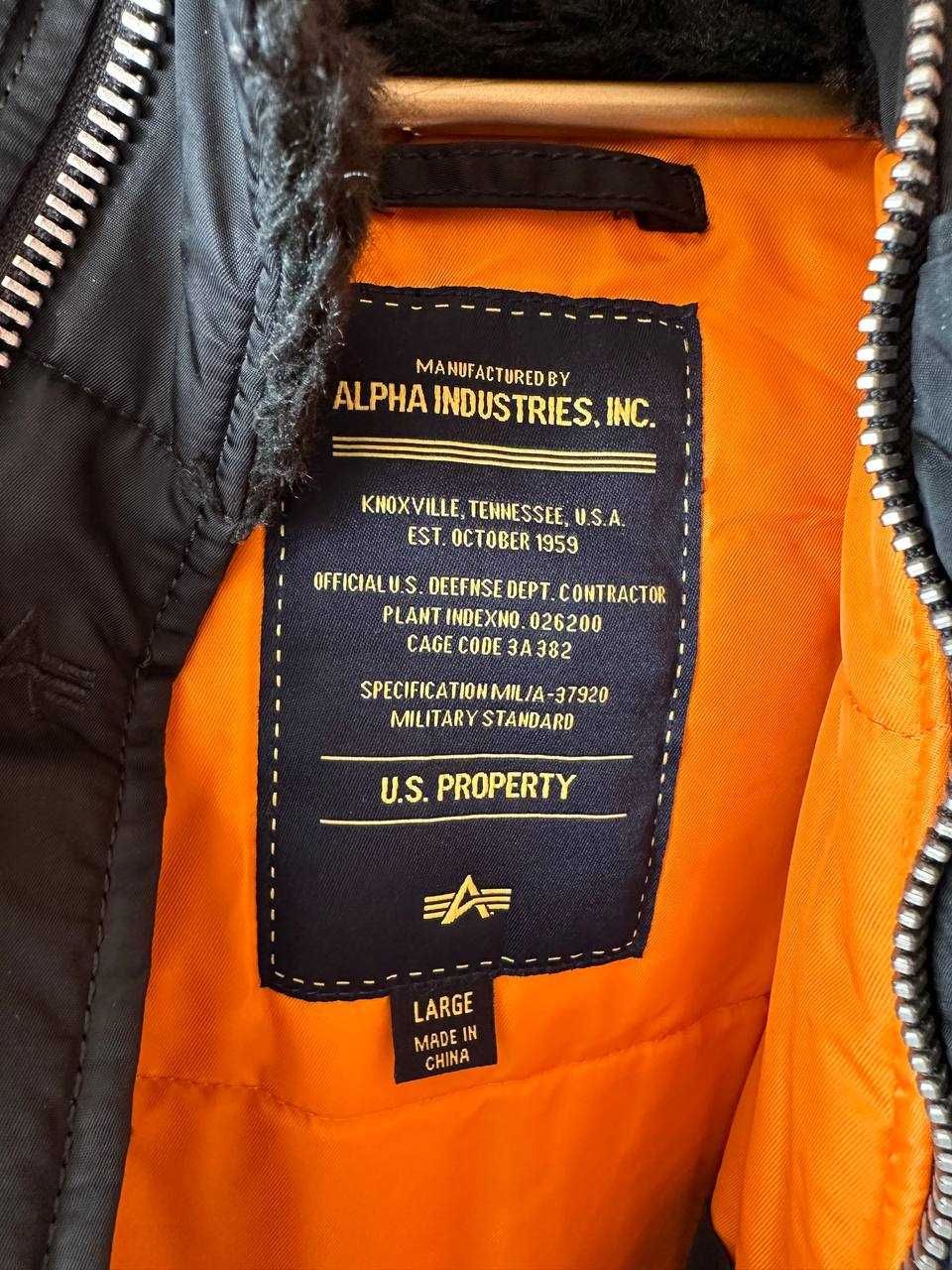 Продам оригінальну парку Alpha Industries N-3B