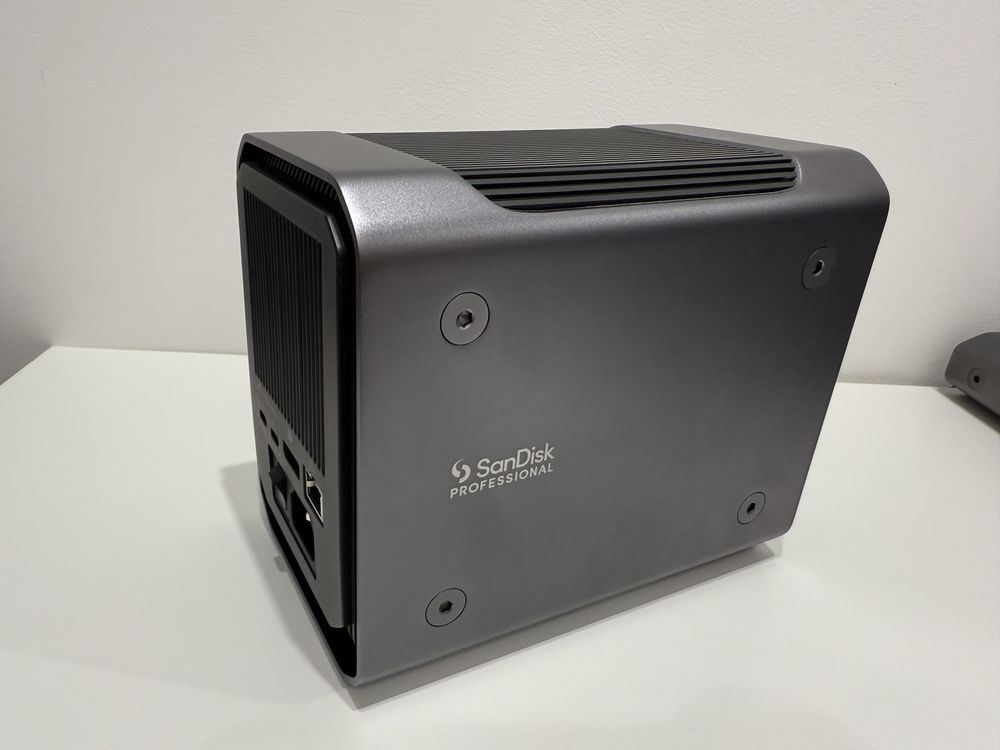 SanDisk Professional Pro-Dock 4 stacja dokująca