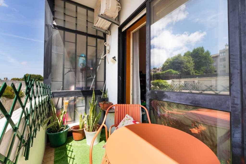 Apartamento T3 com Garagem Box 45,5 m2Monte dos Burgos, Prelada