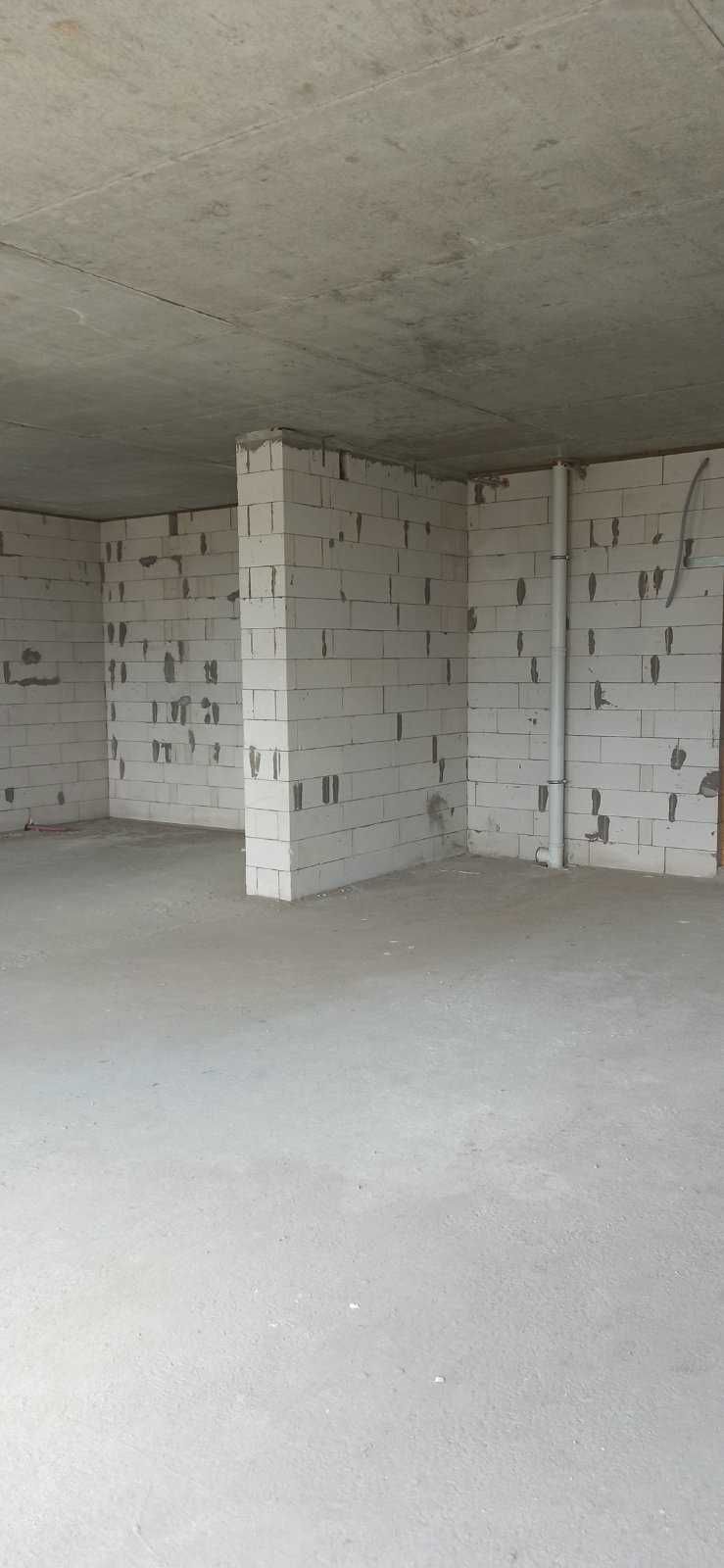 Продам 2 ком. квартиру в новостройке, ж/к Баку, 77 м. кв. Срочно!