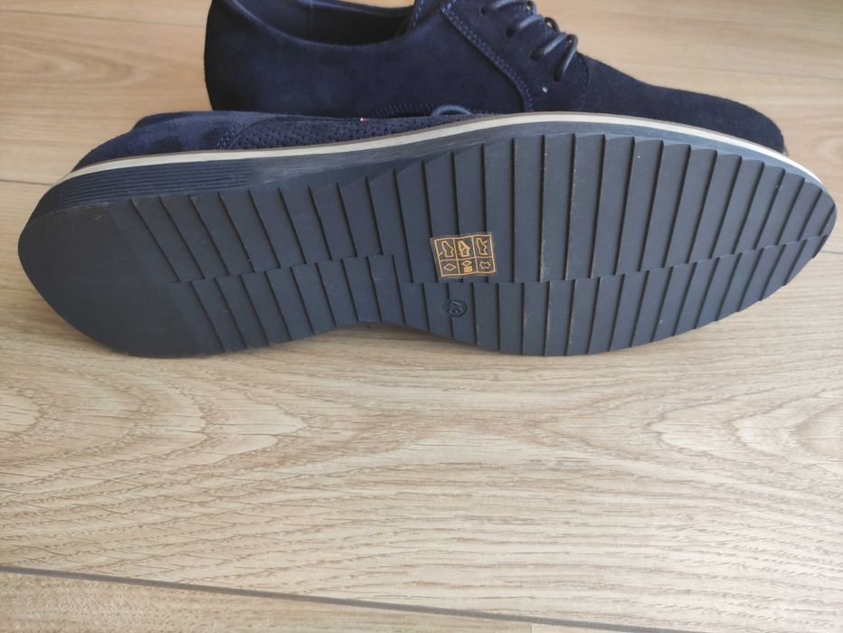 Sapatos Novos.                   .