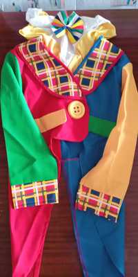 Продам детский костюм клоуна на возраст 4-5 лет в отличном состоянии