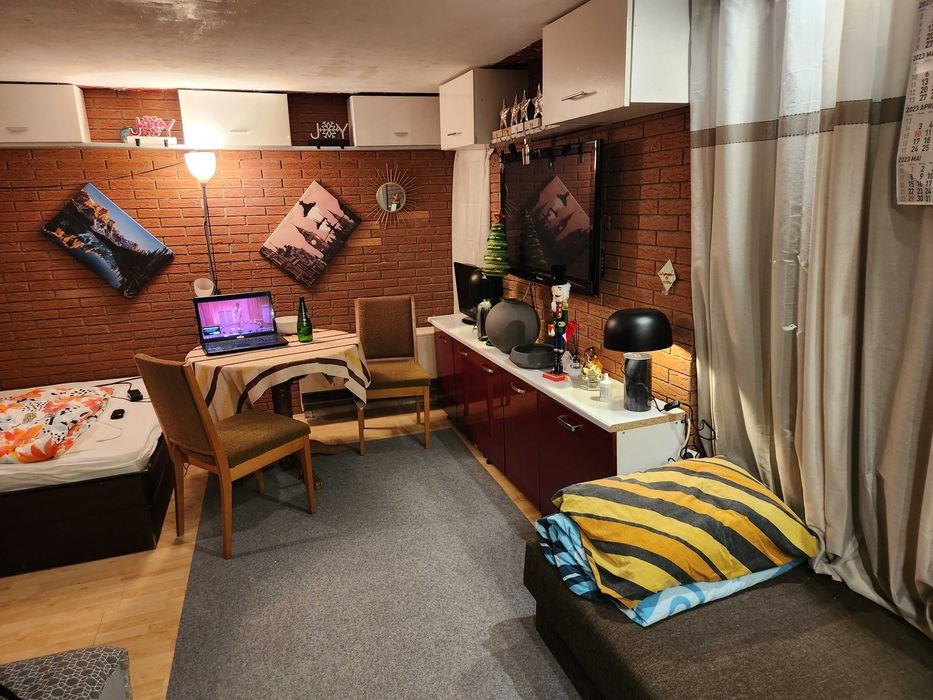 Sprzedam pensjonat w Berlinie 20 miejsc.