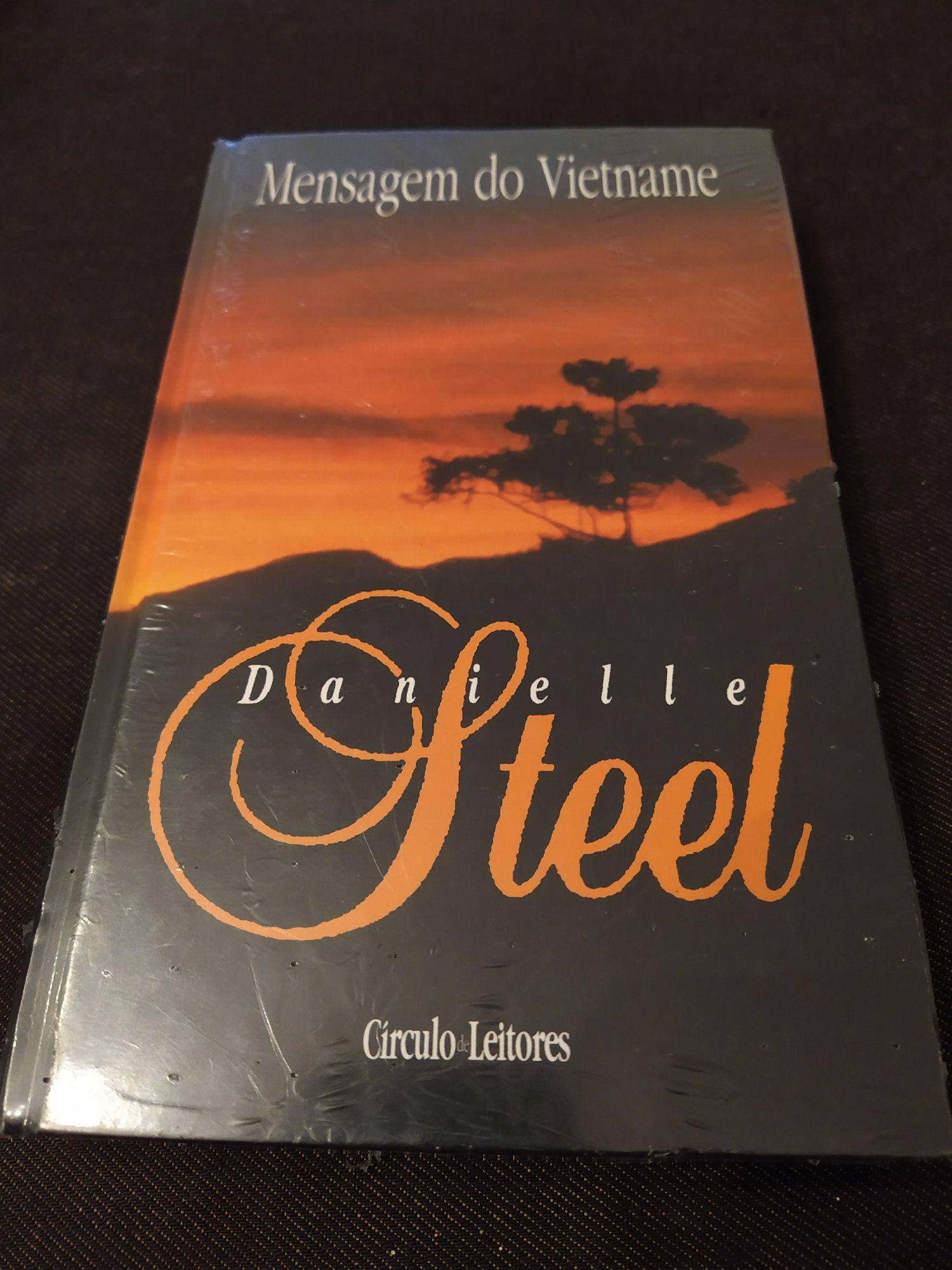 Livro Mensagem do Vietname novo