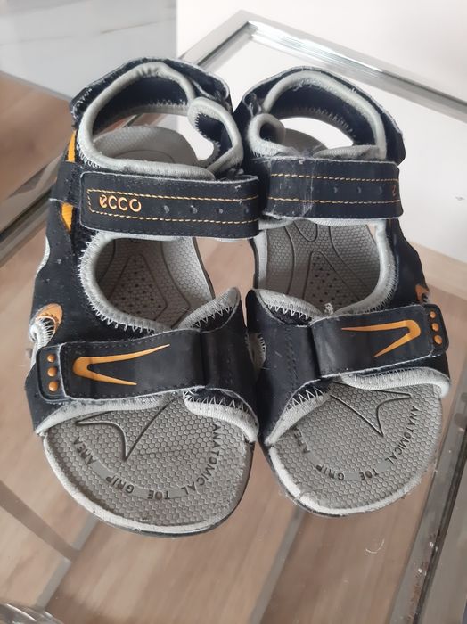 Ecco sandały sportowe na rzepy 32