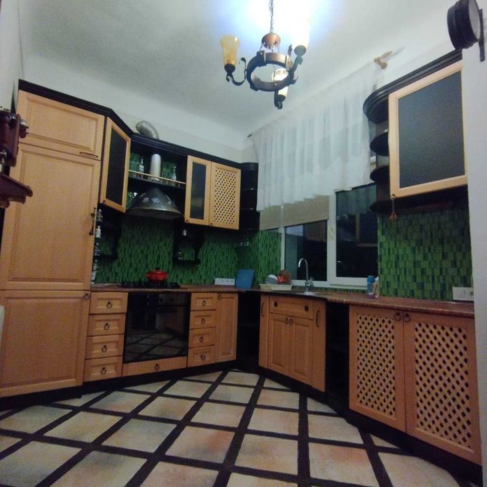 Метро Дарниця . С. Набоки ( Бажова ) 11/8 Здається 2-кімн. сталінка