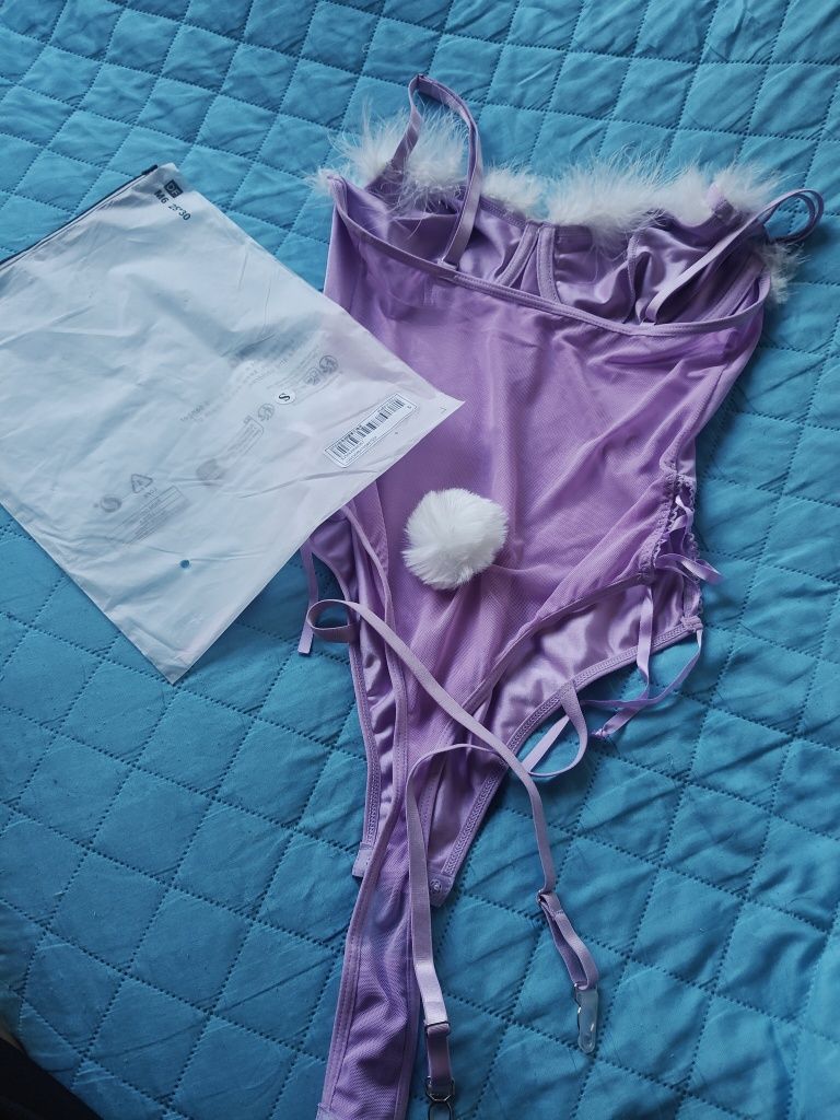 Seksowna bielizna z puszysty dekor podwiązki teddy