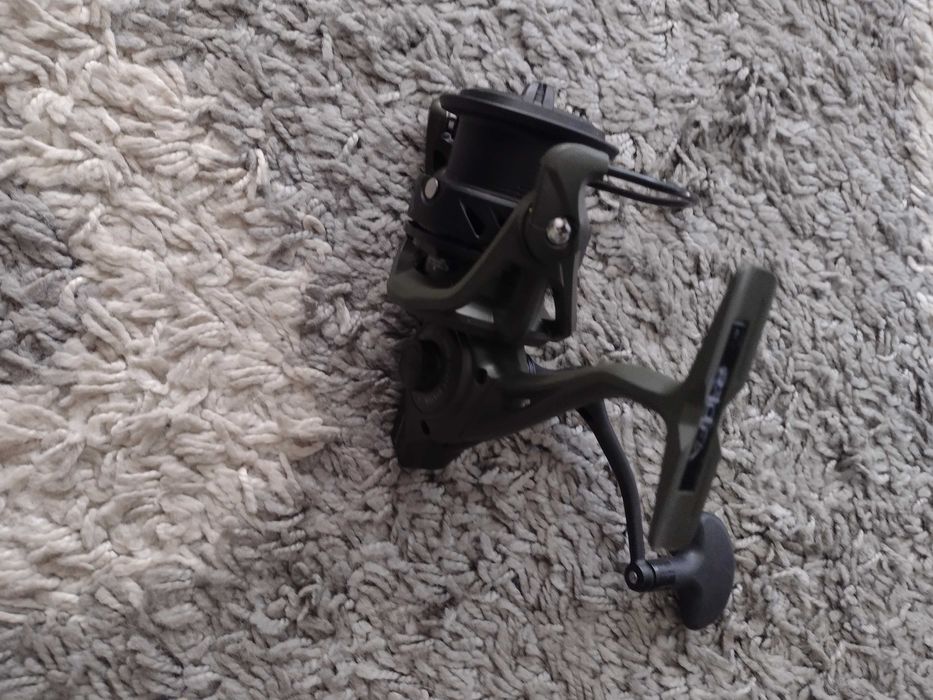 Sprzedam kołowrotek feeder