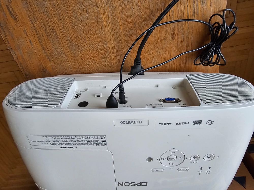 Epson TW6700 projektor