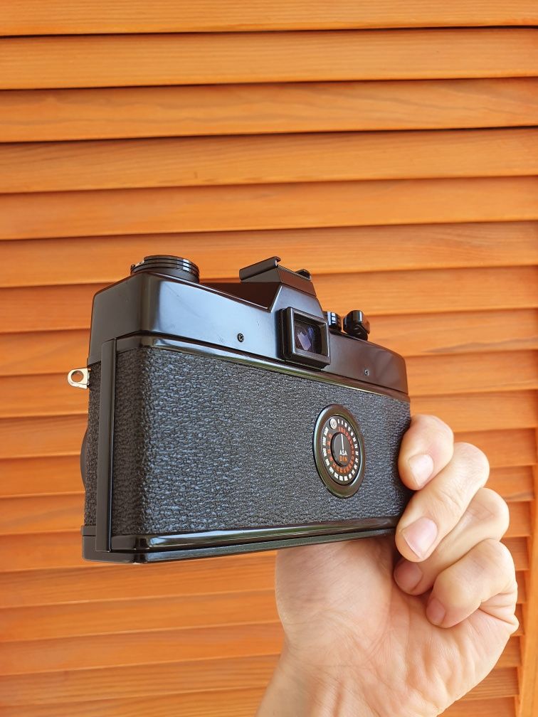 Плівковий фотоапарат Minolta SRT 100 + MD Rokkor-X 50mm f1.7