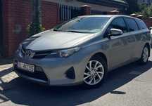 Toyota Auris Toyota Auris Salon Polska