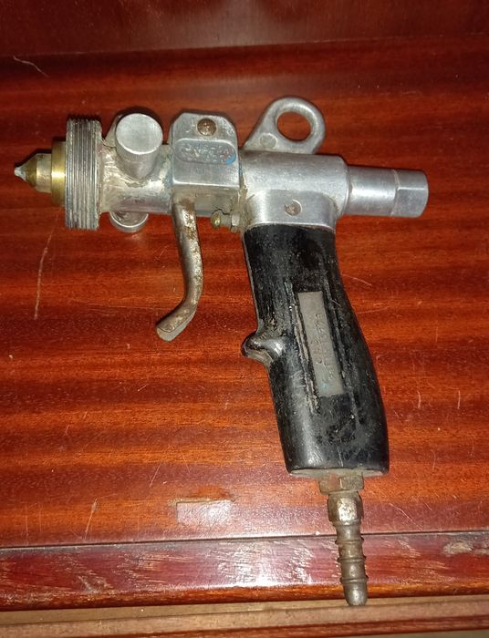 Pistolet lakierniczy