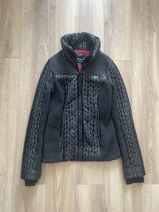 Lekka damska kurtka pikowana Miss Sixty czarna metaliczna z małym logo