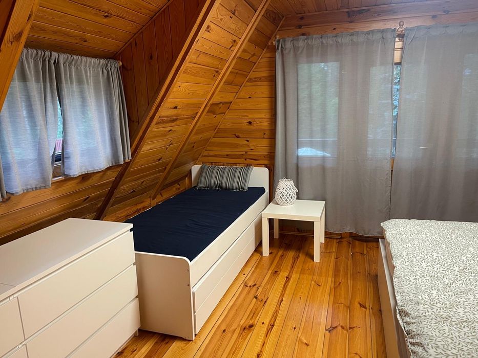 Domek Leniwiec: Jacuzzi, Kominek, Las, Rzeka. Komfort, Relaks, Spokój