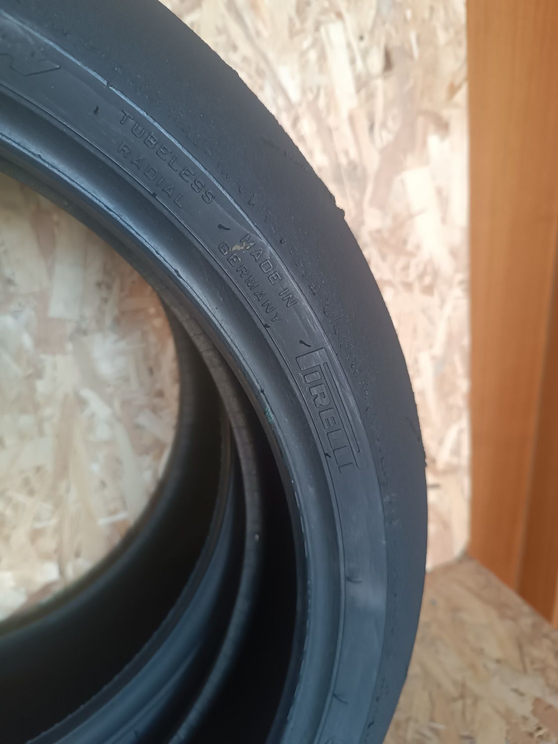 Pirelli Diablo supercorsa SC 180/60/17