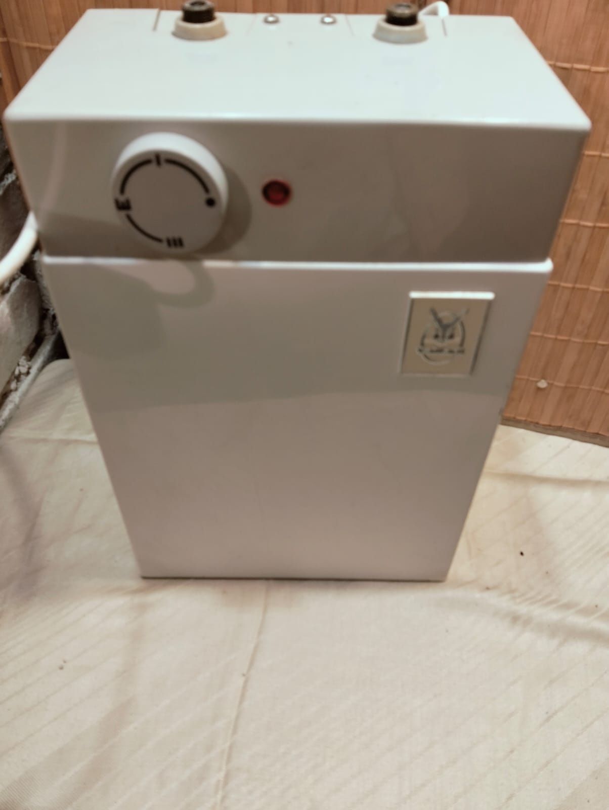 Bojler przepływowy podgrzewacz wody Vaillant
