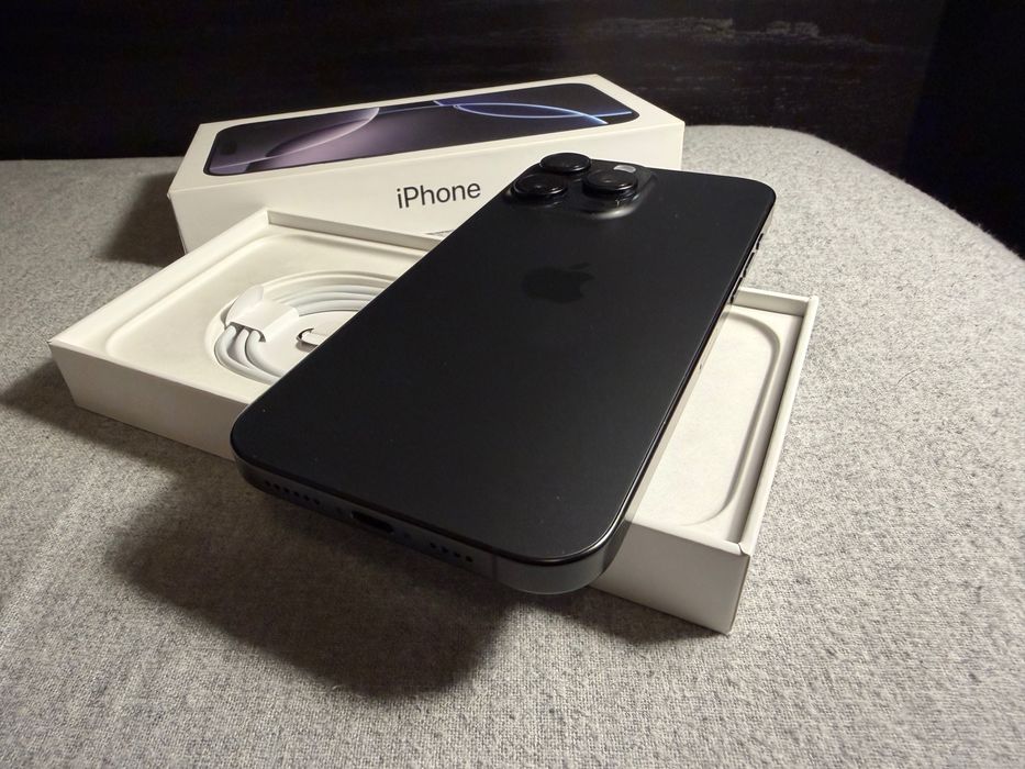iPhone 16 pro max (como novo - oportunidade)