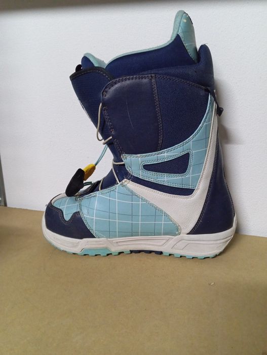 Buty snowboardowe Burton mint 40.5 snowboard 40 damskie