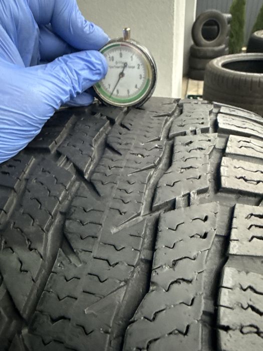 Шини резина 215/65/16с r16c Nokian пара зимні