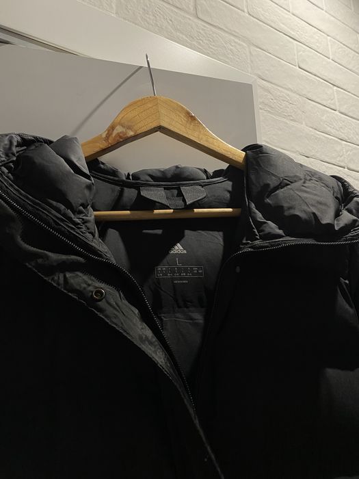 Пуховик жіночий