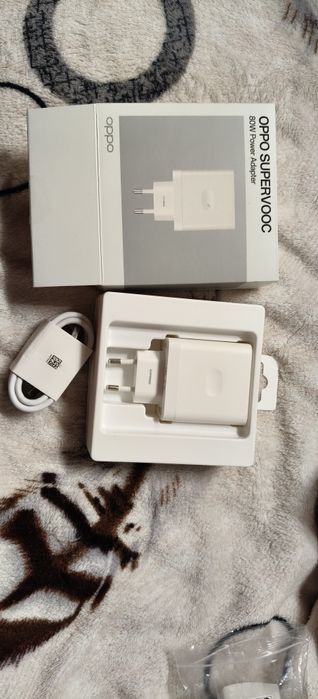 Мережевий зарядний пристрій OPPO SUPERVOOC 80W